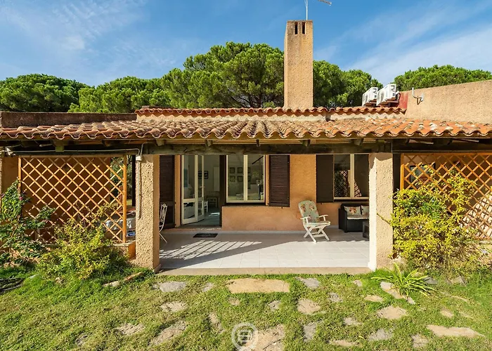 Donatella's Sea Haven Villa Fort Village